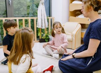 Jak rozmawiać z wychowawczynią, gdy przedszkole zgłasza trudne zachowanie dziecka Jak rozmawiać z wychowawczynią, gdy przedszkole zgłasza trudne zachowanie dziecka